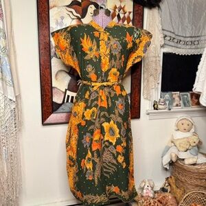 Vintage 1960s cotton butterfly batik print Indonesian midi shift dress